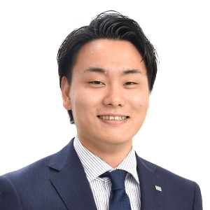 村中 朝映