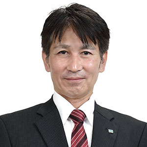 山根 実企宏